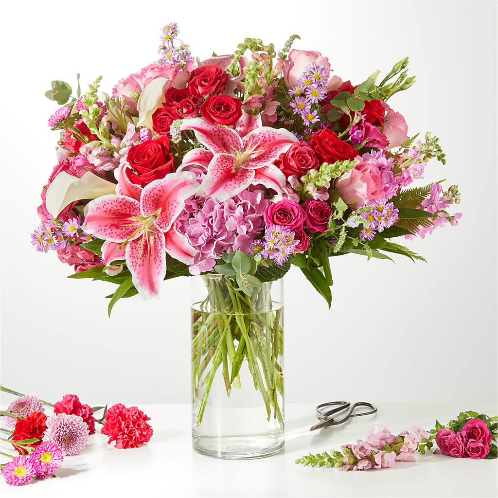Swooning Over You - A Luxury Florist Original – Greater Derby Flower Shop, Derby KS
