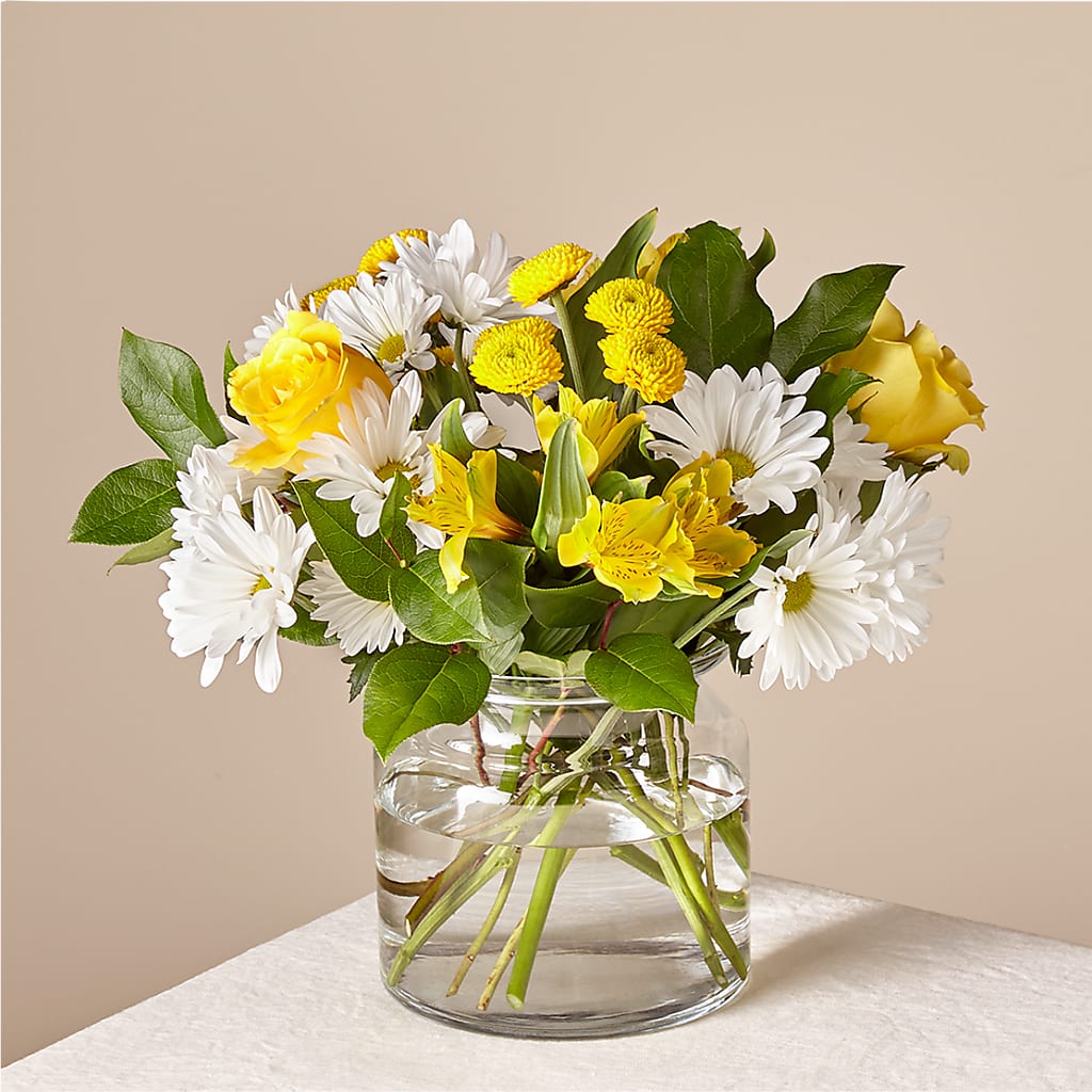 Sunny Sentiments Bouquet – Greater Derby Flower Shop, Derby KS