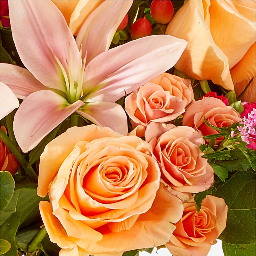 Bisous Bouquet –  Greater Derby Flower Shop, Derby KS